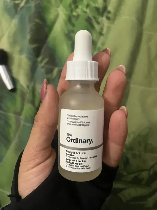 ( The Ordinary )™ -Acido Salicilico : Piel más clara y luminosa cada día