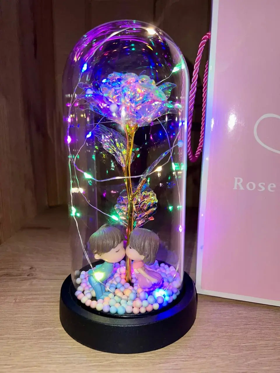 ( Gene )™ -Rosa Multicolor Con Novios: Un Regalo que Enamora a Primera Vista