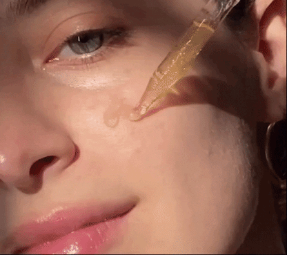 ( Bioaqua )™ -Serum 24k : Oro 24K: Luminosidad Instantánea